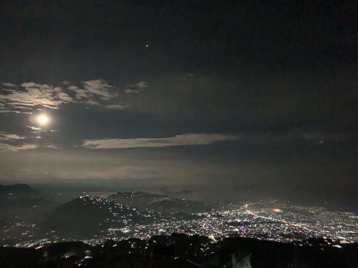 Superview Lodge, Best Himalayan Sunrise In Sarangkot بوكْرا المظهر الخارجي الصورة