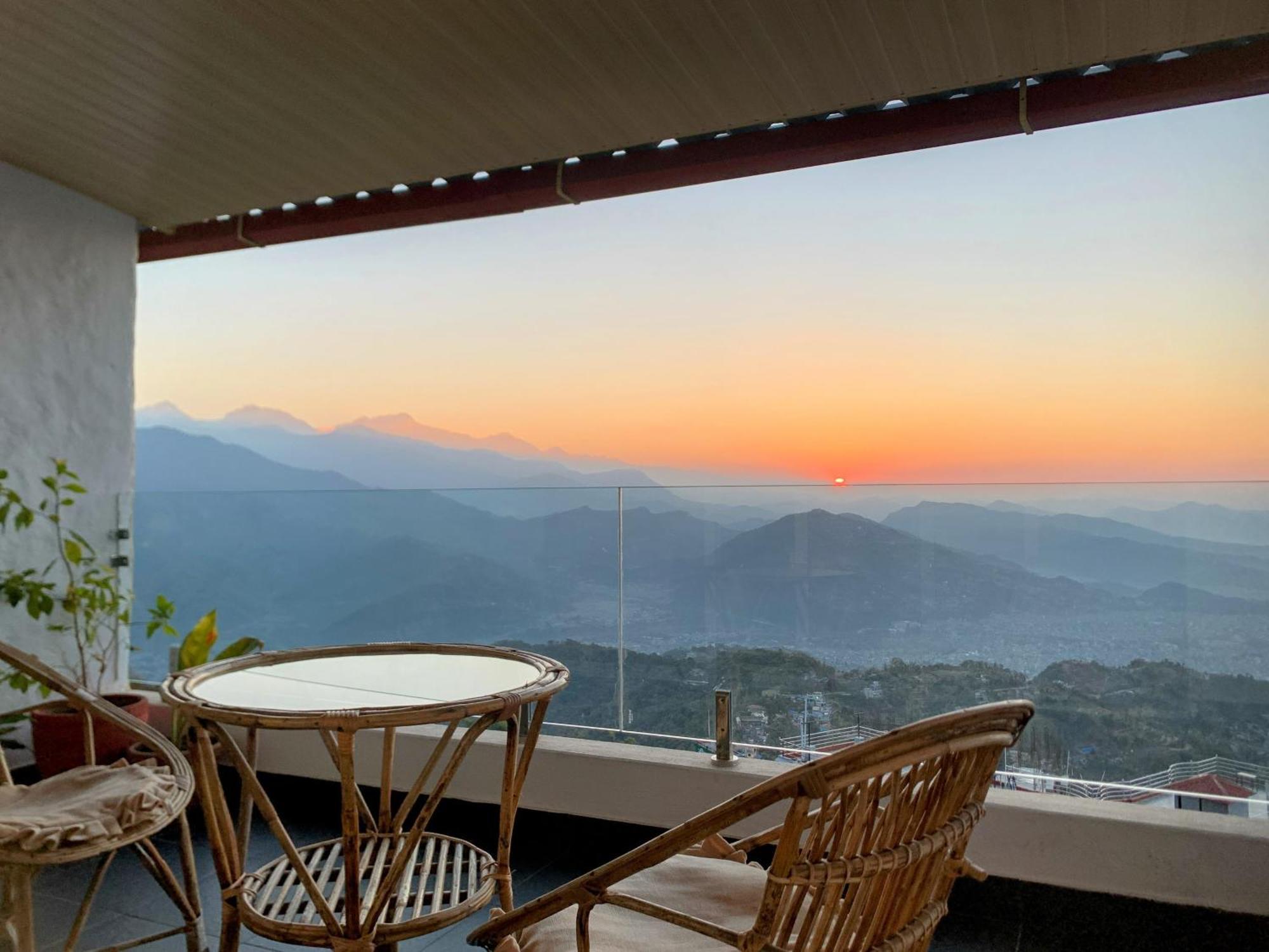 Superview Lodge, Best Himalayan Sunrise In Sarangkot بوكْرا المظهر الخارجي الصورة
