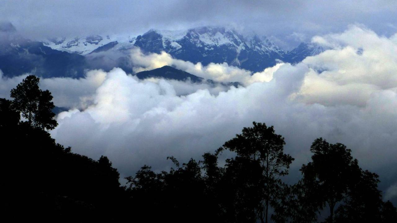 Superview Lodge, Best Himalayan Sunrise In Sarangkot بوكْرا المظهر الخارجي الصورة